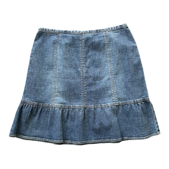 Harold's Dresses & Skirts - #057, Harold’s Vintage zip back ruffle bottom denim mini skirt, size 10